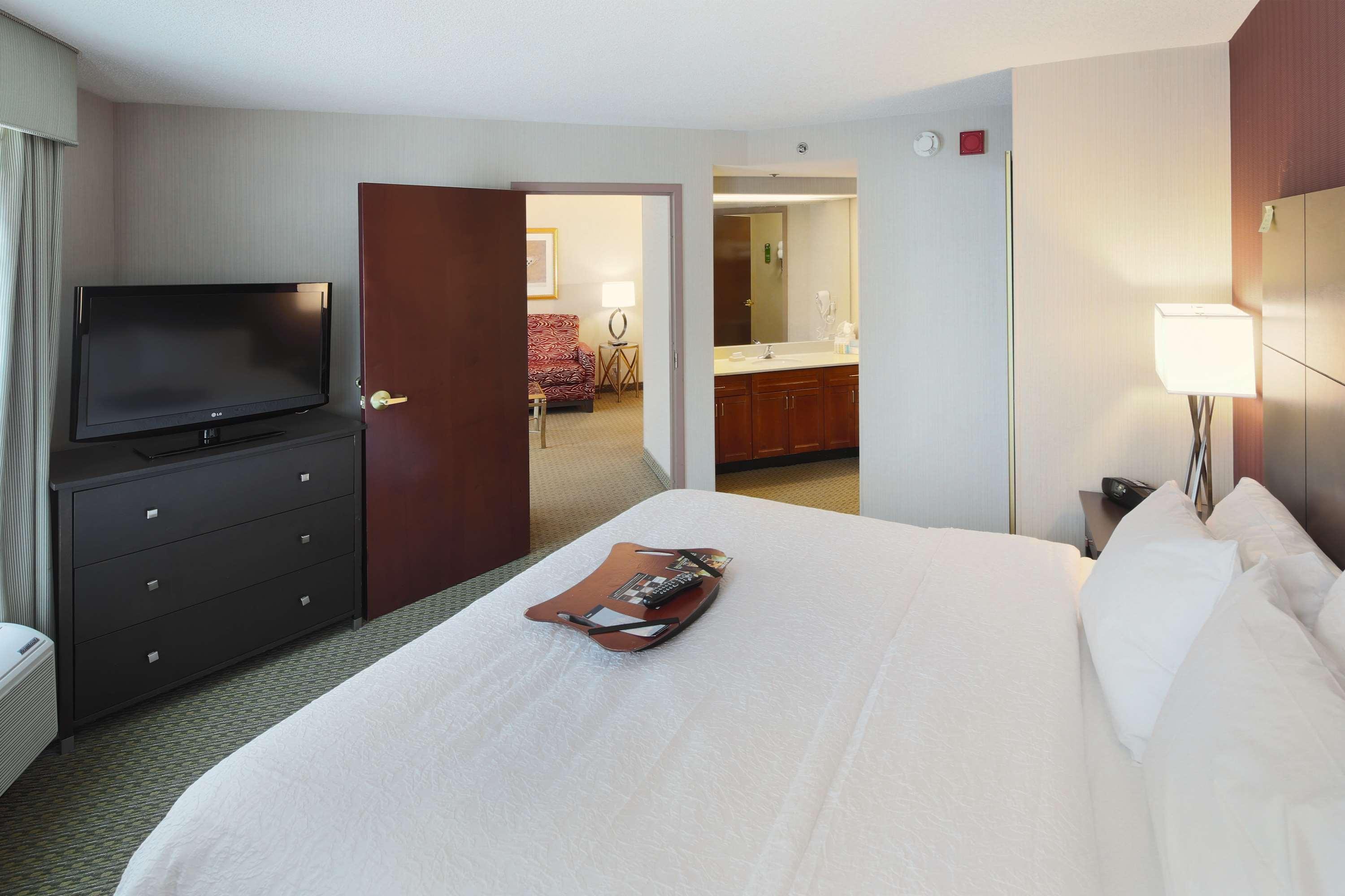 Hampton Inn & Suites Arlington Crystal City Dca Eksteriør billede