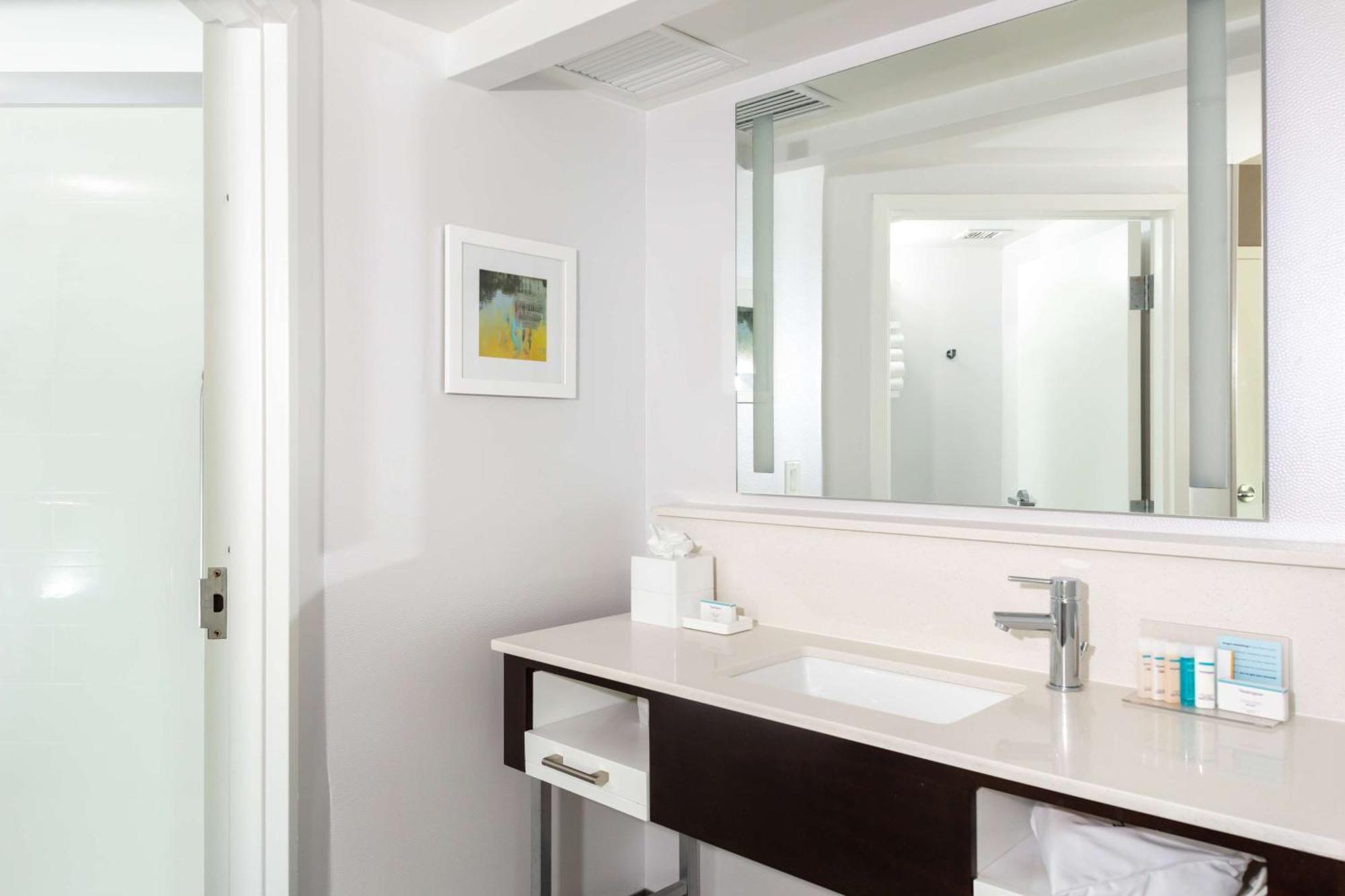 Hampton Inn & Suites Arlington Crystal City Dca Eksteriør billede