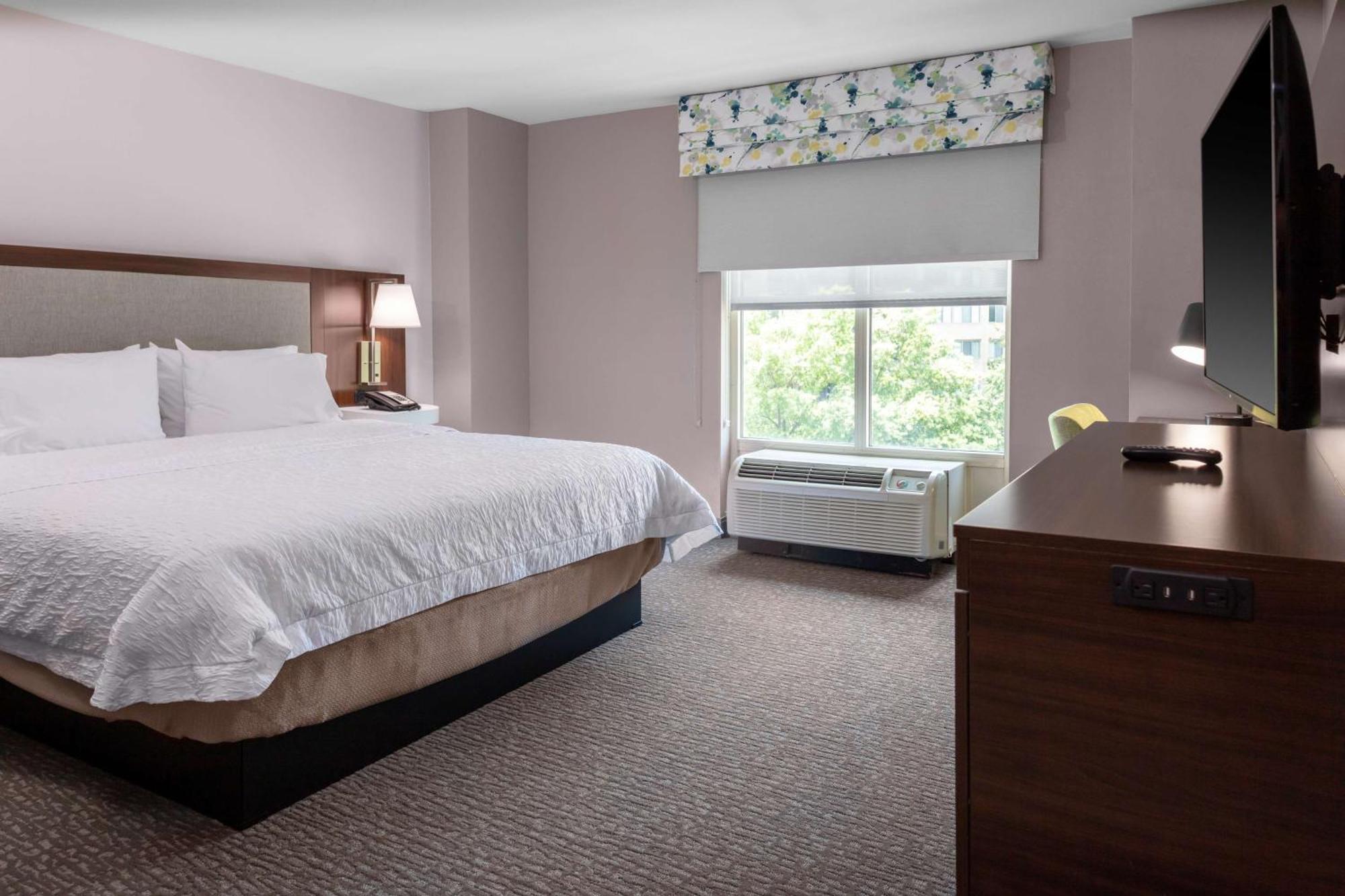 Hampton Inn & Suites Arlington Crystal City Dca Eksteriør billede