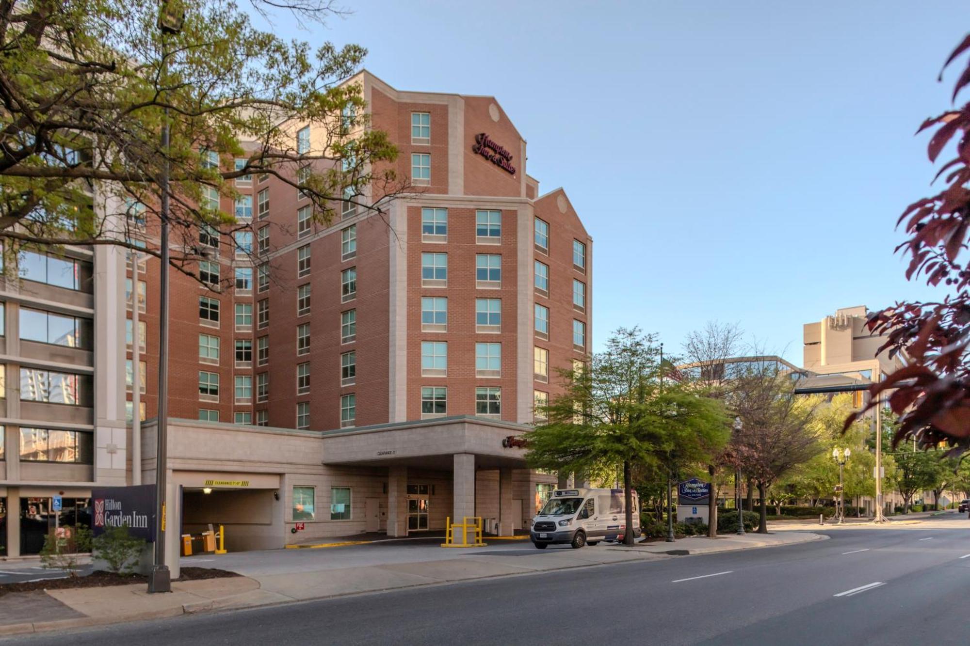 Hampton Inn & Suites Arlington Crystal City Dca Eksteriør billede